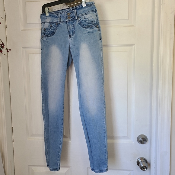 Kalowa Premium Woman's Stright Leg Denim Jeans, Size: 4 Color: Blue - Picture 2 of 11